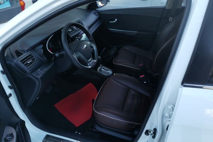 Used Kia K2 2015 Sedan 1.4L Automatic GLS
