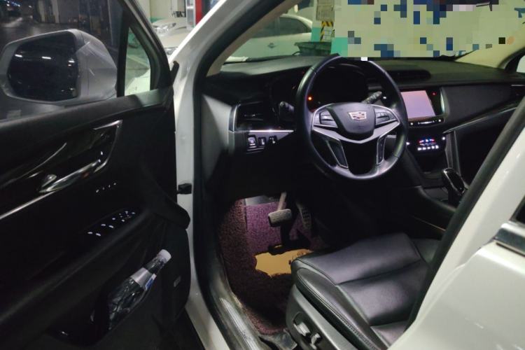 Used Cadillac XT5 2016 25T Luxury Model