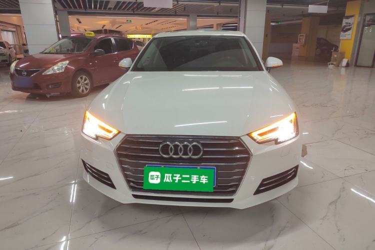 Used Audi A4L 2018 30th Anniversary Edition 40 TFSI Trendy Model