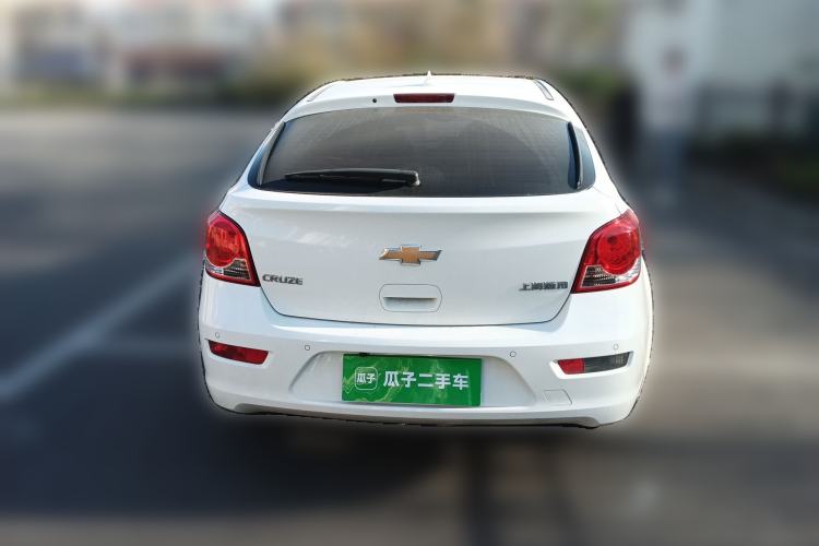 Used Chevrolet Cruze 2013 Hatchback 1.6L Manual Luxury Model Rear