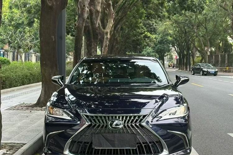 Used Lexus ES 2021 200 Excellence Edition