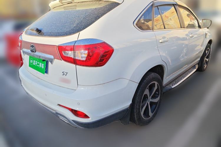 Used BYD S7 2015 2.0T Automatic Prestige Model