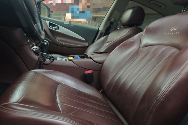 Used Infiniti QX50 2013 2.5L Two-Wheel-Drive Elegant Edition