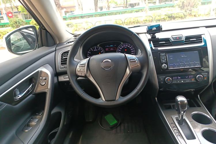 Used Nissan Teana 2013 2.0L XL Comfort Edition Steering Wheel