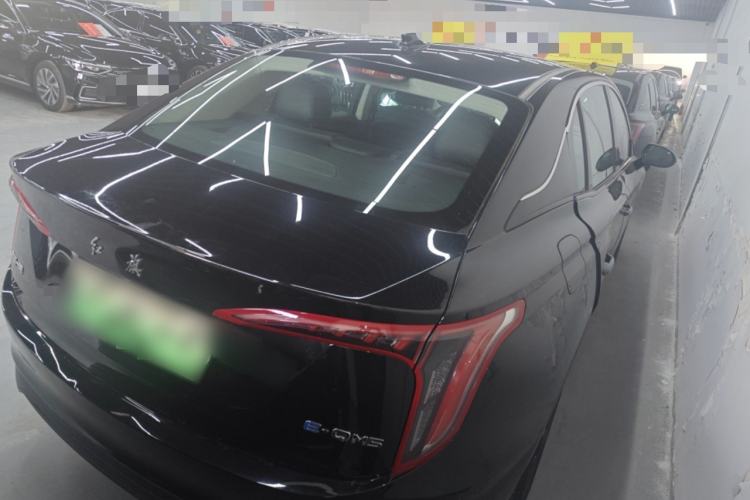 Used Hongqi E-QM5 2023 Base Travel Edition
