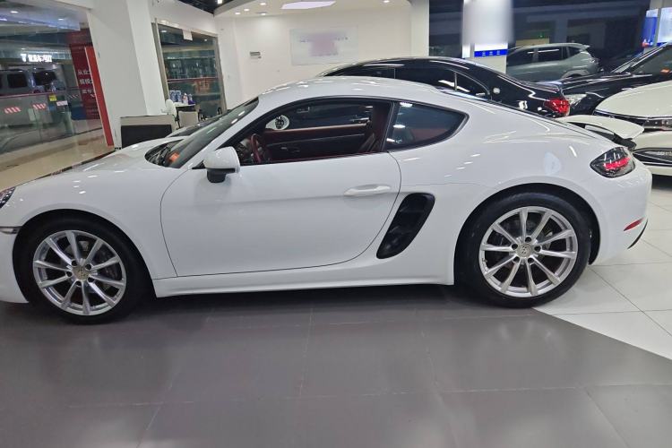 Used Porsche 718 2018 Cayman 2.0T