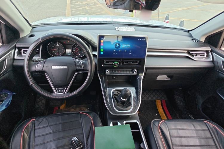 Used Haval M6 2021 PLUS 1.5T Manual Luxury Smart Connectivity Model
