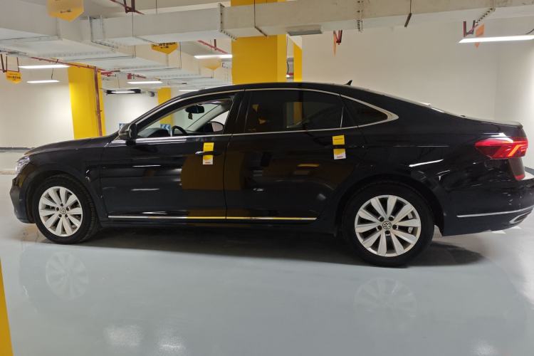 Used Volkswagen Passat 2019 330TSI Elite Edition China VI
