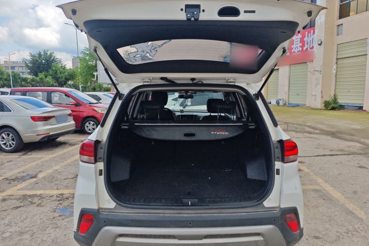 Used Hyundai ix35 2018 2.0L Automatic 2WD Zhiyong·Changxiang Edition Trunk