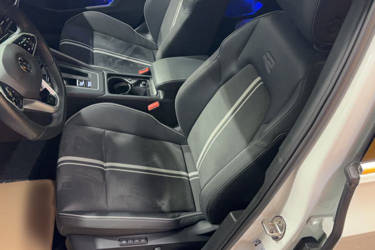 Used Volkswagen Golf 2023 280TSI DSG R-Line Lite Left Front Seat