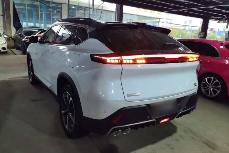 Used Dongfeng Aeolus Mage 2023 DH-i 1.5T Luxury Edition
