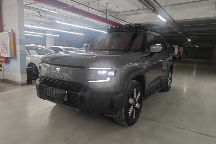 Used Deepal G318 2024 Four-Wheel-Drive Air Suspension Model