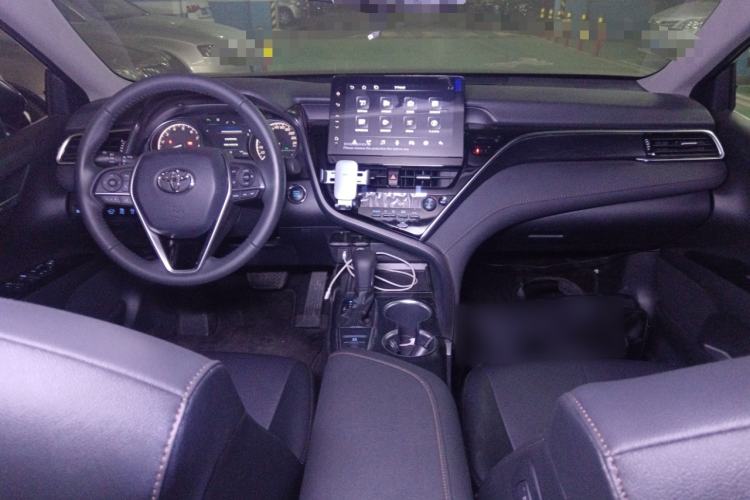 Used Toyota Camry 2023 2.0G Luxury Edition