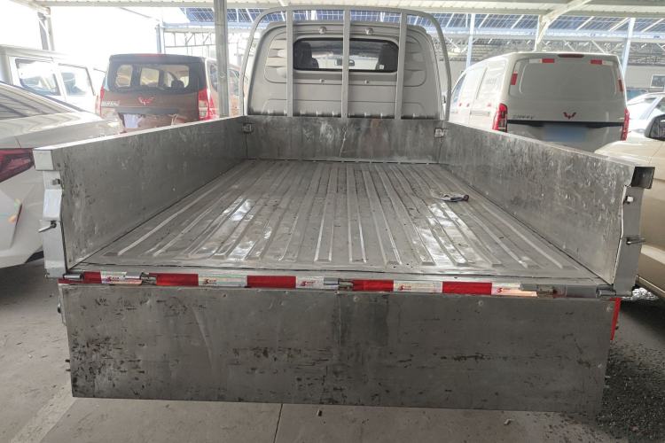 Used Wuling Rongguang New Truck 2022 1.5L Base Version Extended Double-Cab LAR
