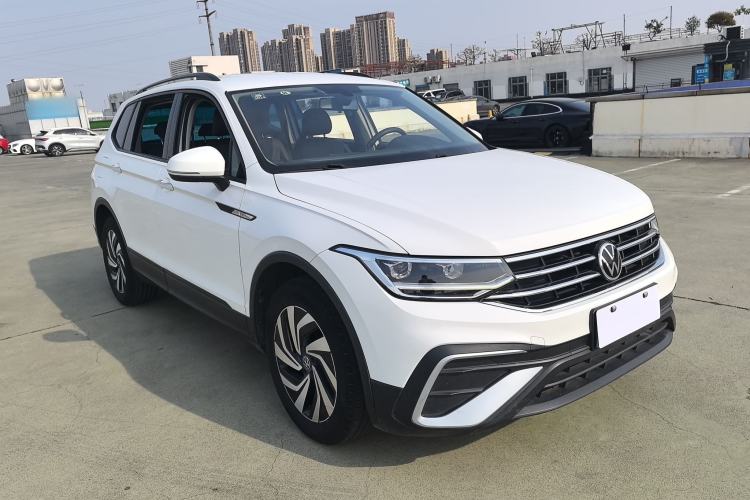 Used Volkswagen Tiguan L 2022 330TSI Automatic Two-Wheel Drive Comfort Edition Rear