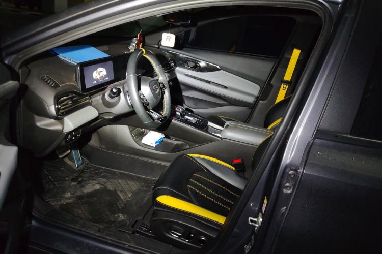 Used GAC Trumpchi EMPOW 2021 270T DCT J16 Version Left Front Seat