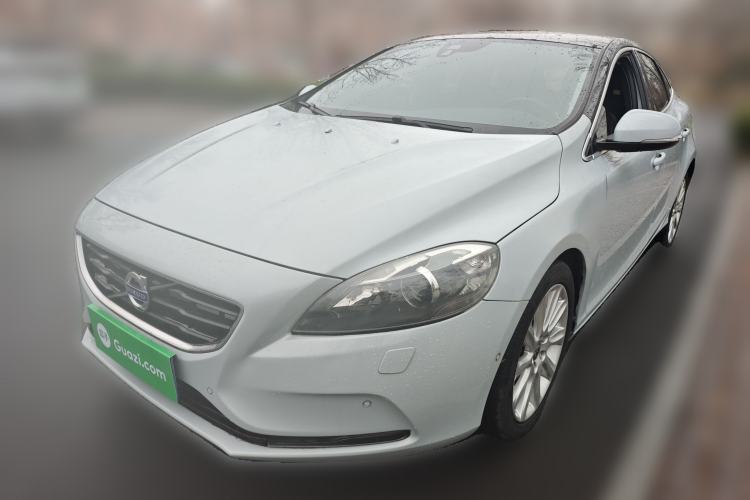 Used Volvo V40 2013 2.0T Zhiya Edition