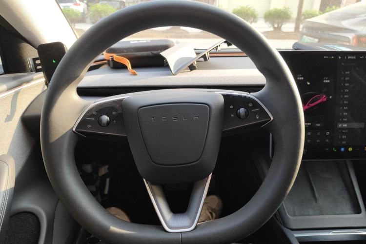 Used Tesla Model 3 2023 Rear-Wheel-Drive Version
