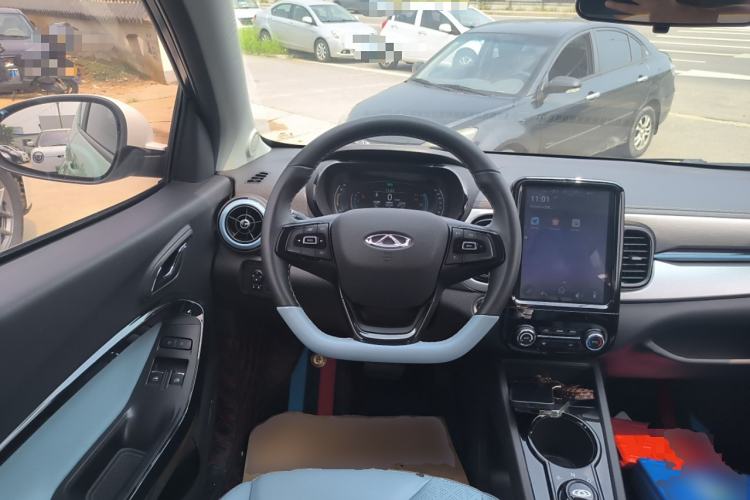 Used Chery New Energy Little Ant 2022 Revised Version Sweet Pink Edition Half-Sugar Version Lithium Iron Phosphate 30.7 kWh 30 kW 301 km