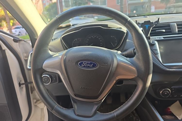 Used Ford Escort 2017 Happy Edition 1.5L Manual Fashion Model