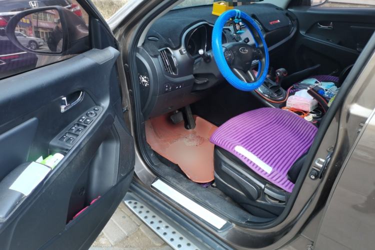 Used Kia Sportage R 2012 2.0L Automatic Two-Wheel Drive GLS
