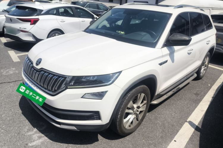 Used Skoda Kodiaq 2018 Facelifted TSI330 5-Seater Two-Wheel-Drive Luxury Enjoyment Edition