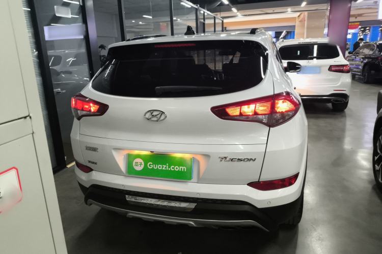 Used Hyundai Tucson 2018 1.6T Dual-Clutch Two-Wheel Drive 15th Anniversary Special Edition Rear
