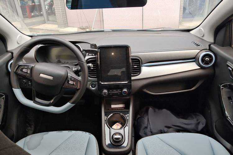 Used Chery New Energy Little Ant 2022 Restyled Version Sweet Pink Edition Half-Sugar Version 30.6 kWh 30 kW 301 km