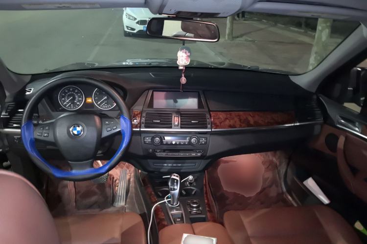 Used BMW X5 2013 xDrive35i Leading Model Center Console