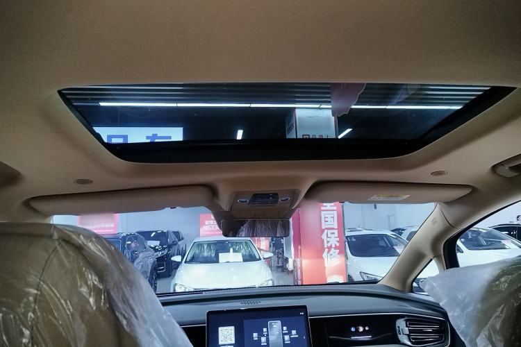 Used Denza D9 2025 DM-i Intelligent Drive 1020 Four-Wheel Drive Flagship Model