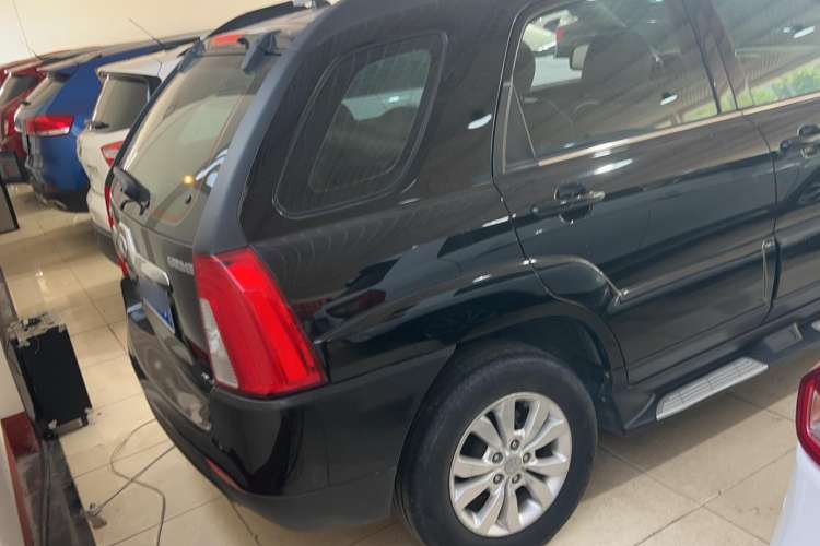 Used Kia Sportage 2013 2.0L Automatic Two-Wheel Drive GL Trim