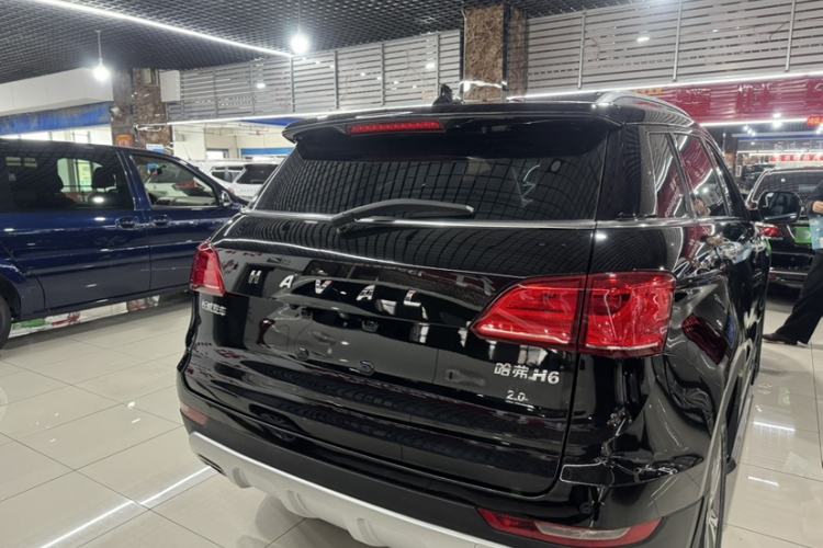 Used Haval H6 Coupe 2015 Blue-Label Facelift 2.0T Manual Two-Wheel Drive Urban Version
