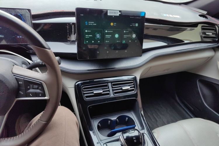 Used BYD Qin PLUS 2024 HONOR Edition DM-i 55KM Leading Model Audio And AC Panel