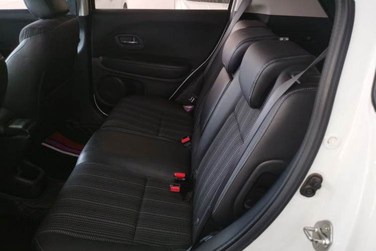 Used Honda Vezel 2016 1.8L CVT Front-Wheel Drive Pioneer Edition
