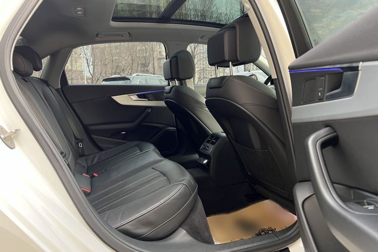 Used Audi A4L 2019 40 TFSI Ambition China VI