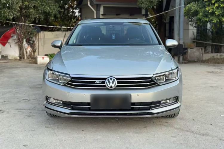 Used Volkswagen Magotan 2017 330TSI DSG Leading Model