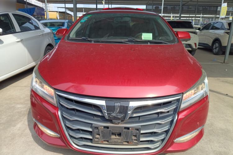 Used Luxgen 5 2015 1.8T Automatic ZhiZun Model
