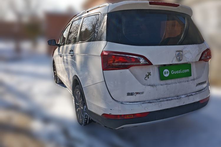 Used Baojun 730 2019 1.5L Manual Fashion Model 7-seater National V