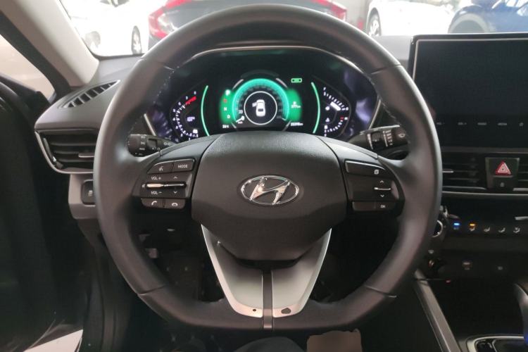Used Hyundai Lafesta 2021 280TGDi GLX Elite Edition Steering Wheel