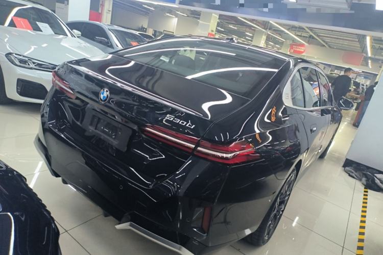 Used BMW 5 Series 2025 530Li Luxury Edition M Sport Package
