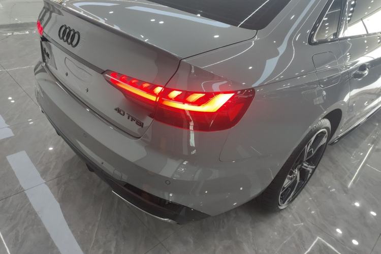 Used Audi A4L 2024 40 TFSI Luxury Dynamic Edition (Starry Night Version)
