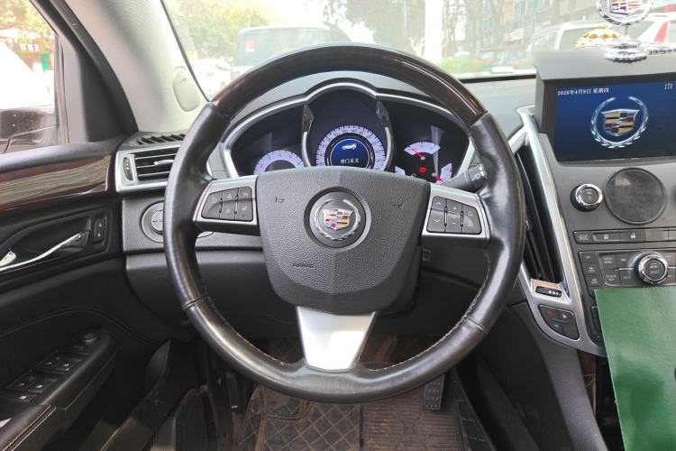 Used Cadillac SRX 2012 3.0L Elite Edition Steering Wheel
