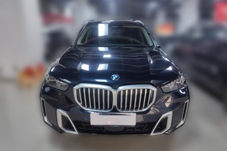 Used BMW X5 2023 xDrive 30Li Luxury M Sport Package
