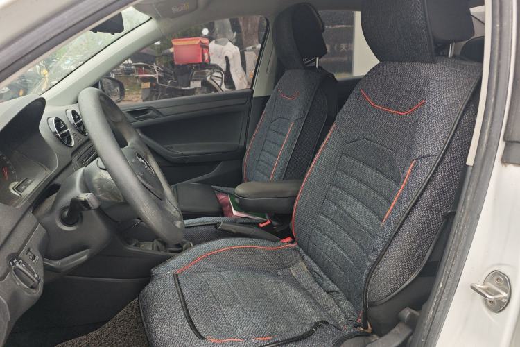 Used Volkswagen Jetta 2019 Dream Edition 1.4L Manual Fashion Version
