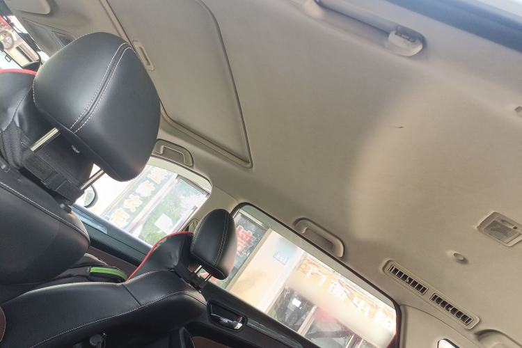 Used Dongfeng Fengon 580 2017 1.5T CVT Comfort Model Headliner