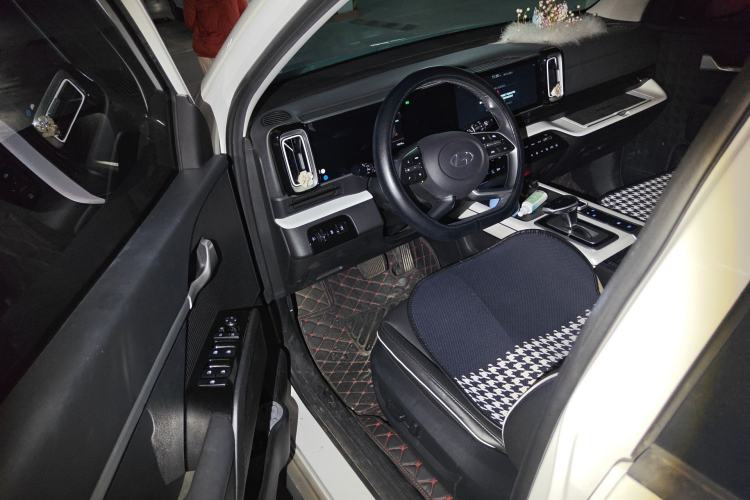 Used Hyundai ix35 2023 Musso 2.0L Deluxe Edition DLX
