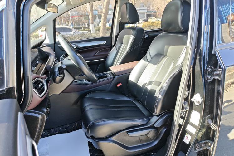 Used GAC Trumpchi M6 2021 270T DCT Elite Edition (7-seater)
