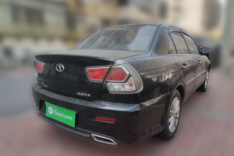 Used Soueast V3 Lingyue 2014 1.5L Manual Entry-Level Version Rear Right 45 Deg