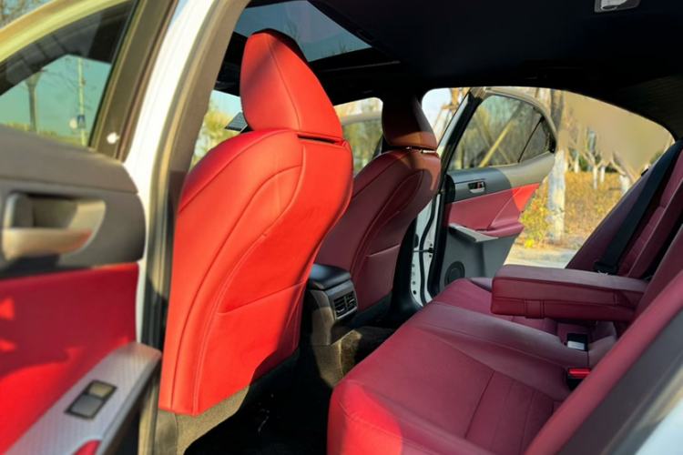 Used Lexus IS 2017 300 F SPORT Edition
