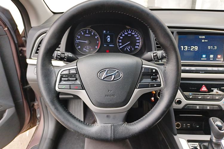 Used Hyundai Elantra (6th Generation / Lingdong) 2016 1.6L Automatic ZhiXuan – Elite Version Steering Wheel